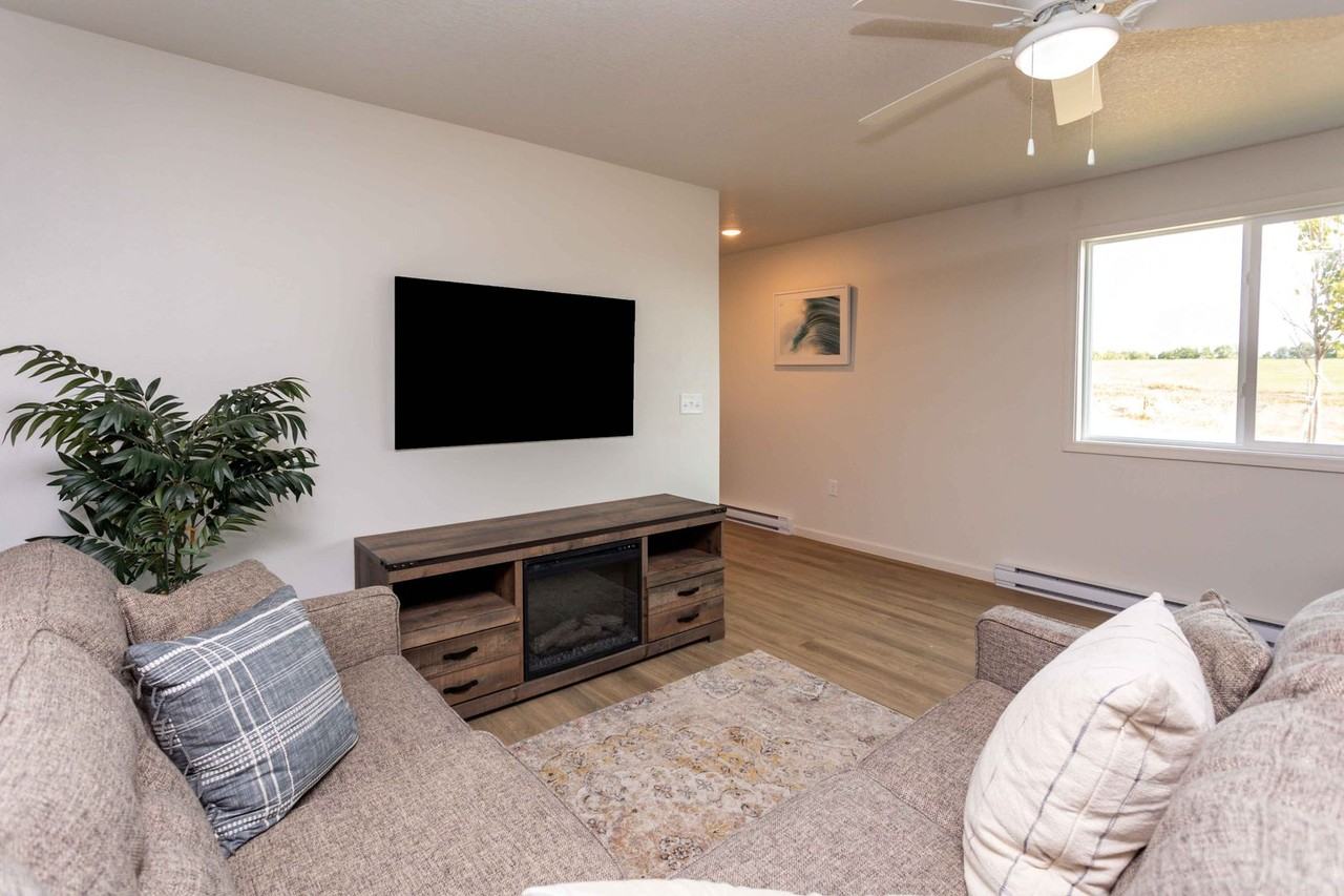 Terrace View by Kading - Photo 5 of 50