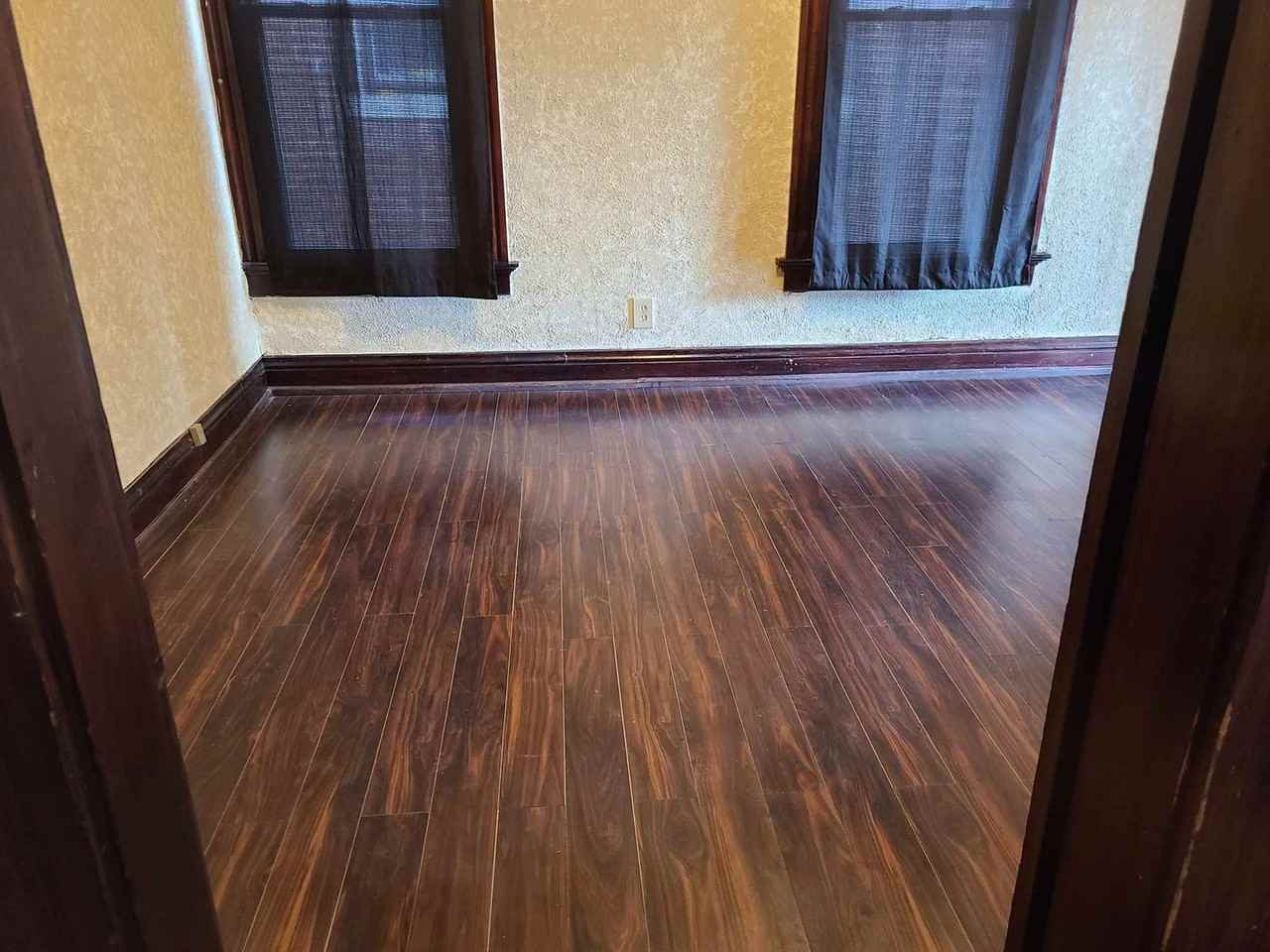 1205 Jules St - Photo 4 of 10