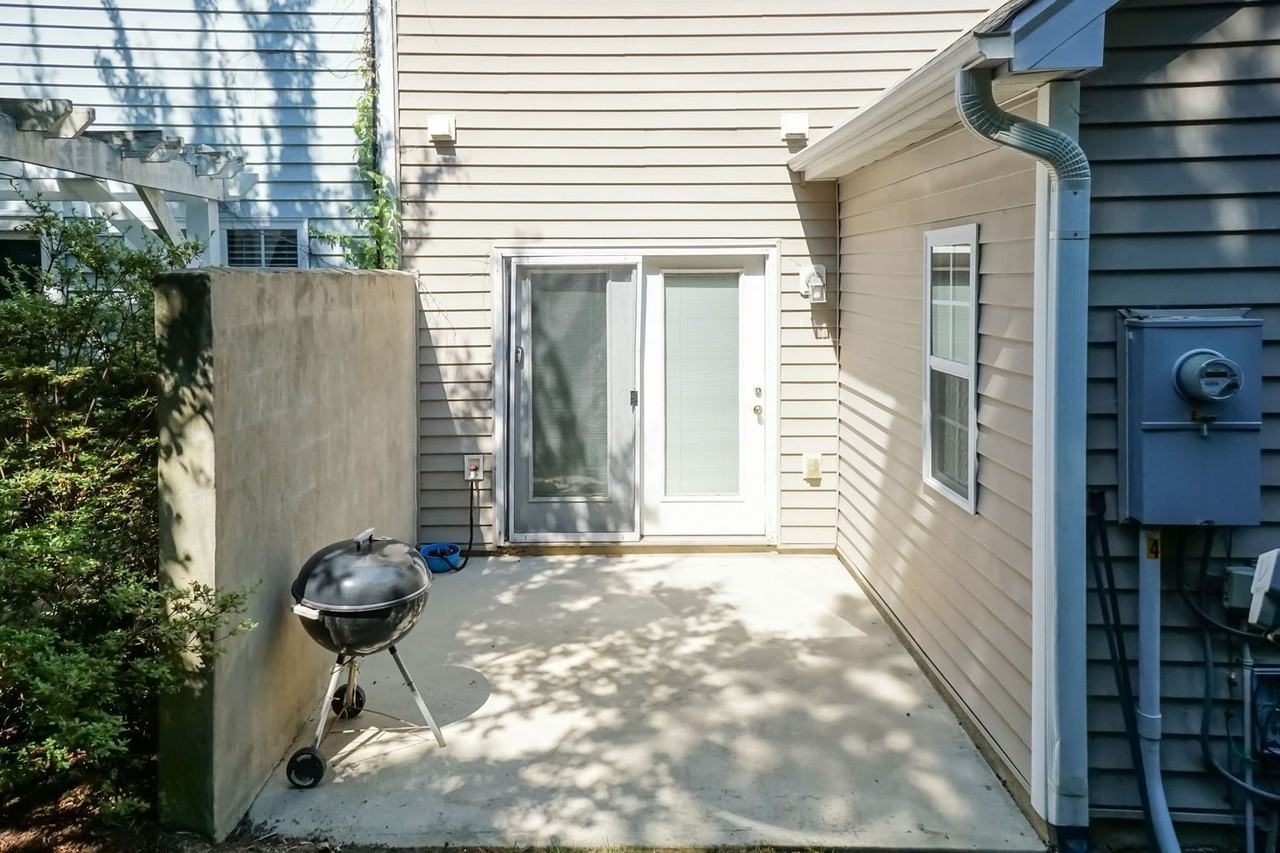 295 Plaza Dr #E - Photo 5 of 25