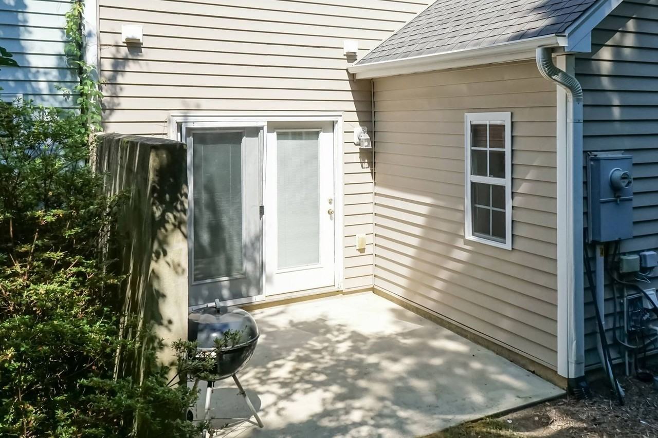 295 Plaza Dr #E - Photo 6 of 25