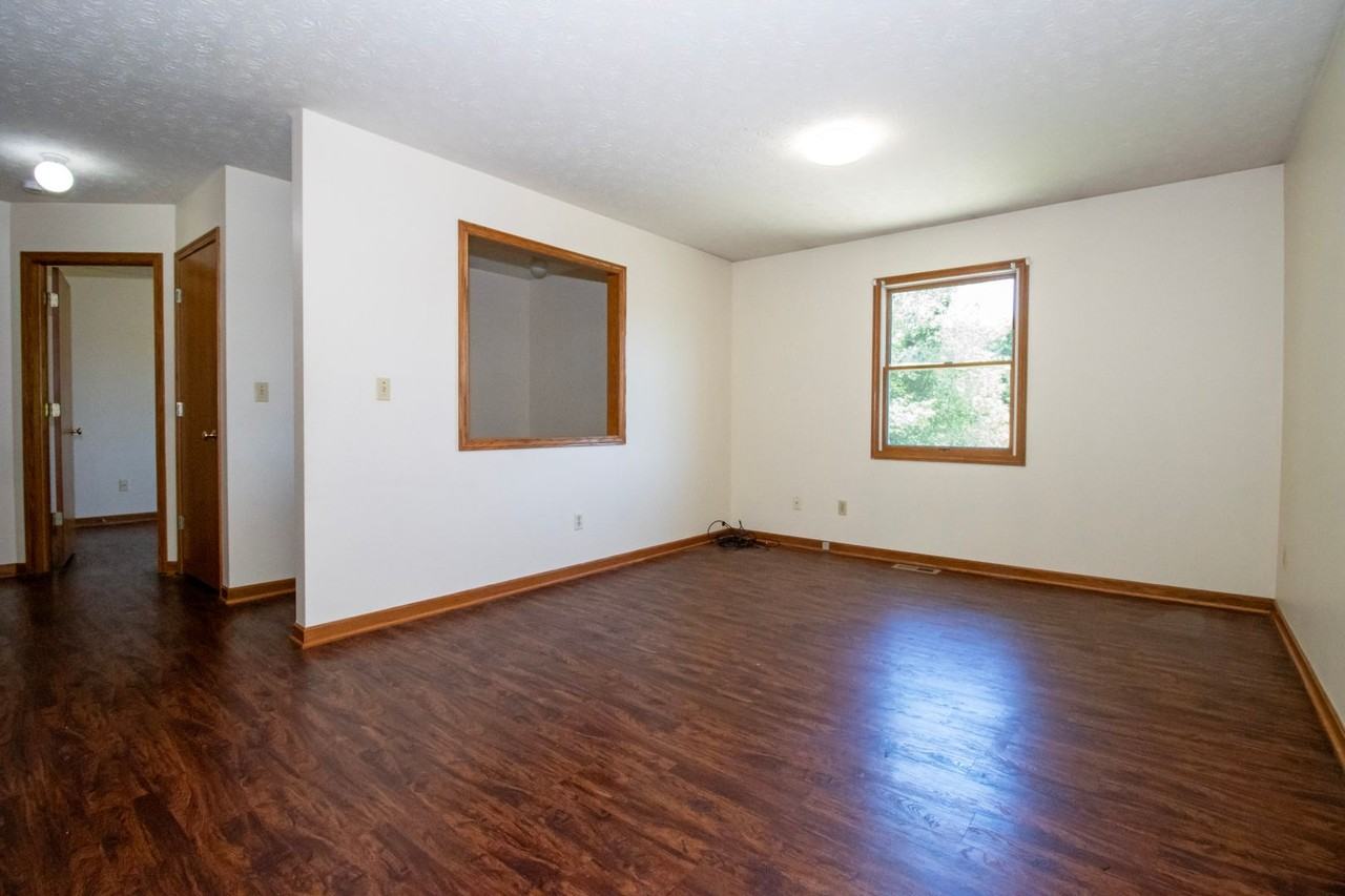 357 Villa St - Photo 2 of 18