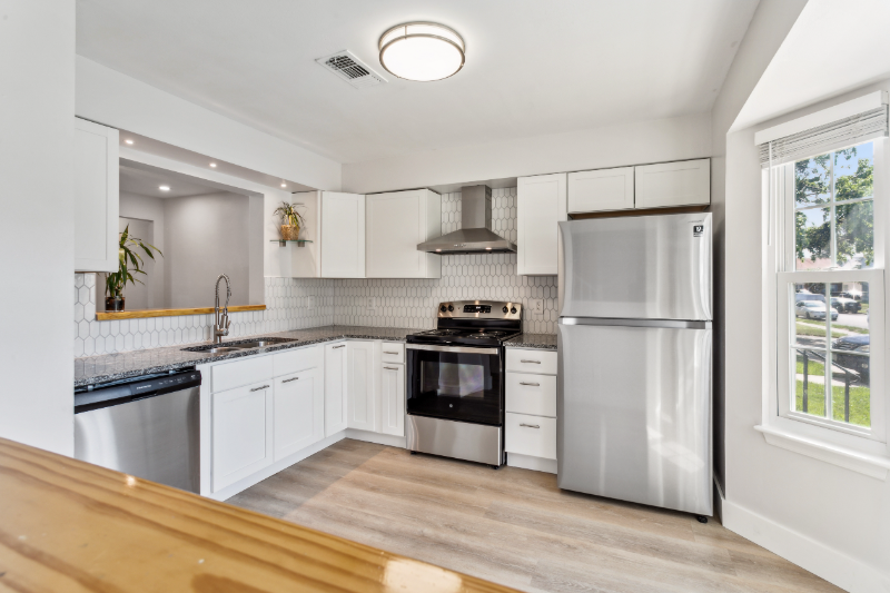 2922 Szetela Ct - Photo 3 of 20