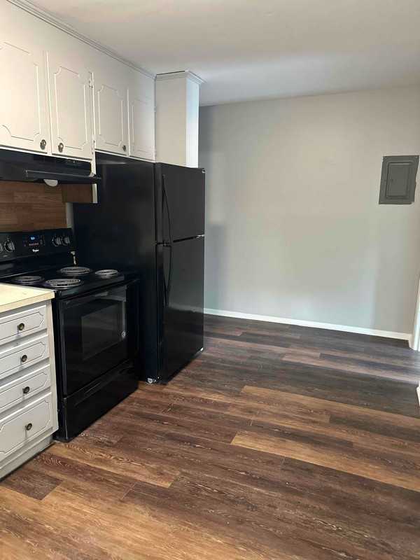 1310 Queens Rd #A - Photo 6 of 14