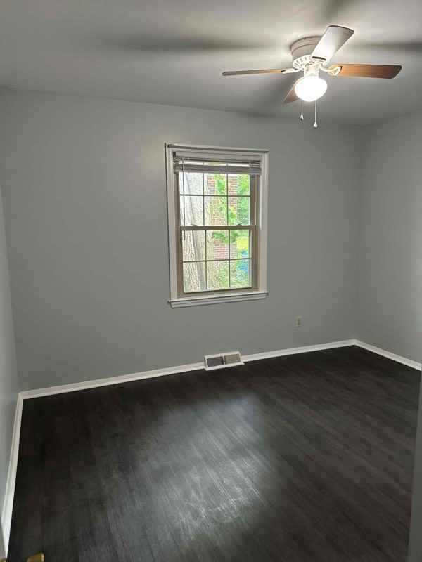 1310 Queens Rd #A - Photo 7 of 14