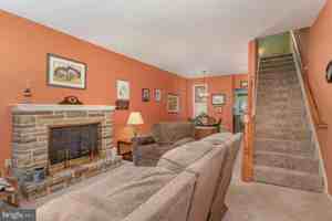 featured image of 340 E Locust St