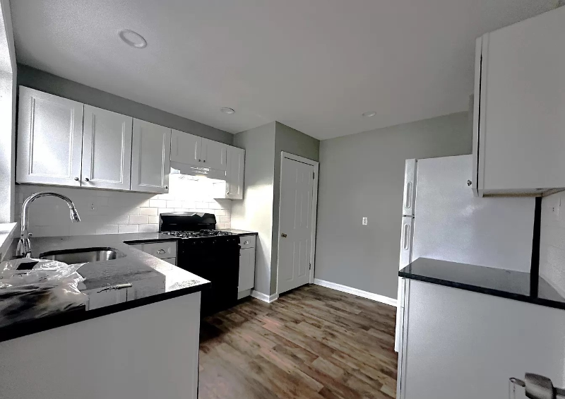 308 Walnut Ave #1 - Photo 4 of 11