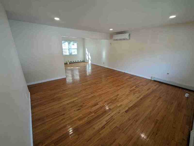 47 Dewey St #1 - Photo 3 of 21