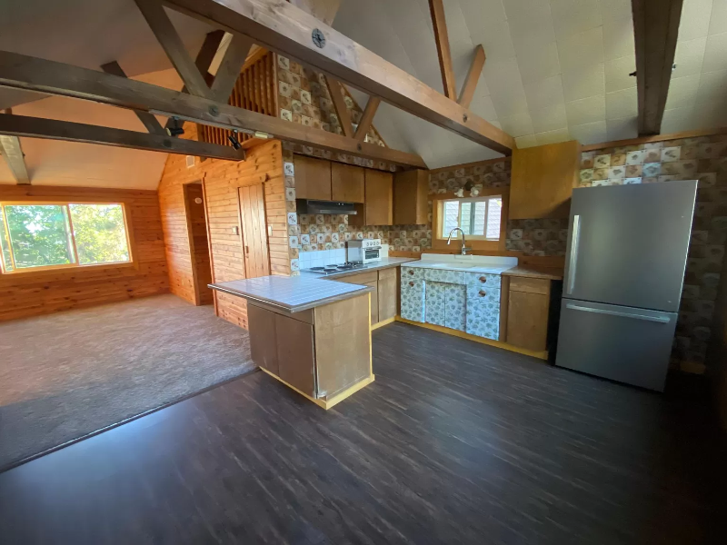 54374 Valley View Dr - Photo 3 of 11