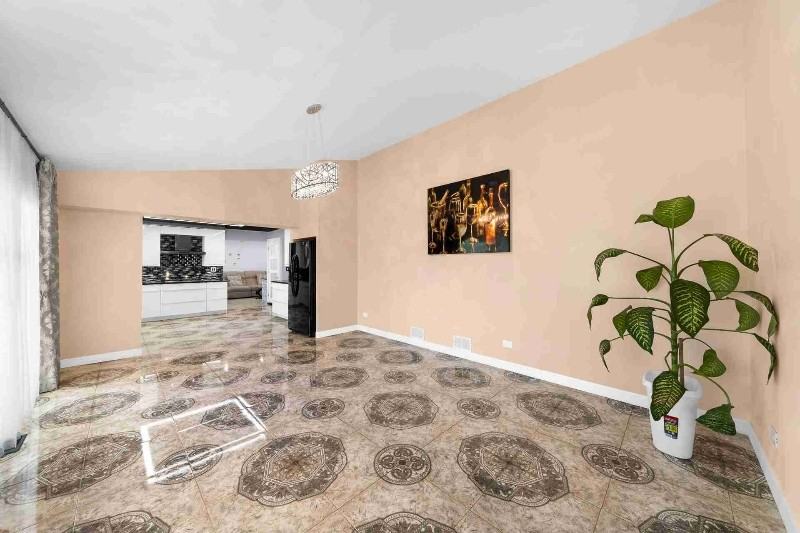 264 N Southport Rd - Photo 7 of 15