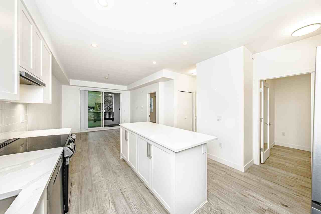 2160 Grant Avenue #20* - Photo 5 of 12