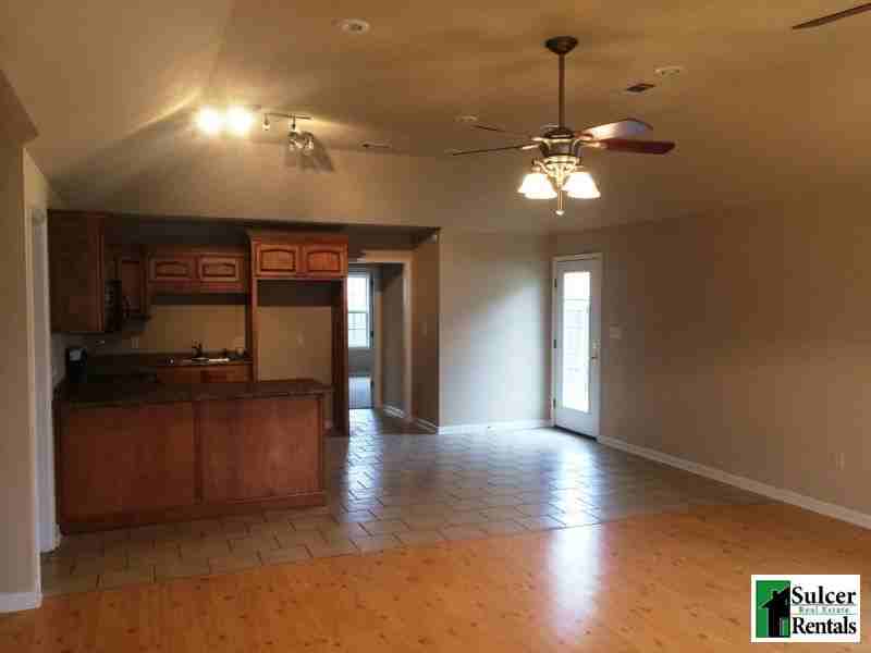 3709 Lexee Dr - Photo 3 of 13