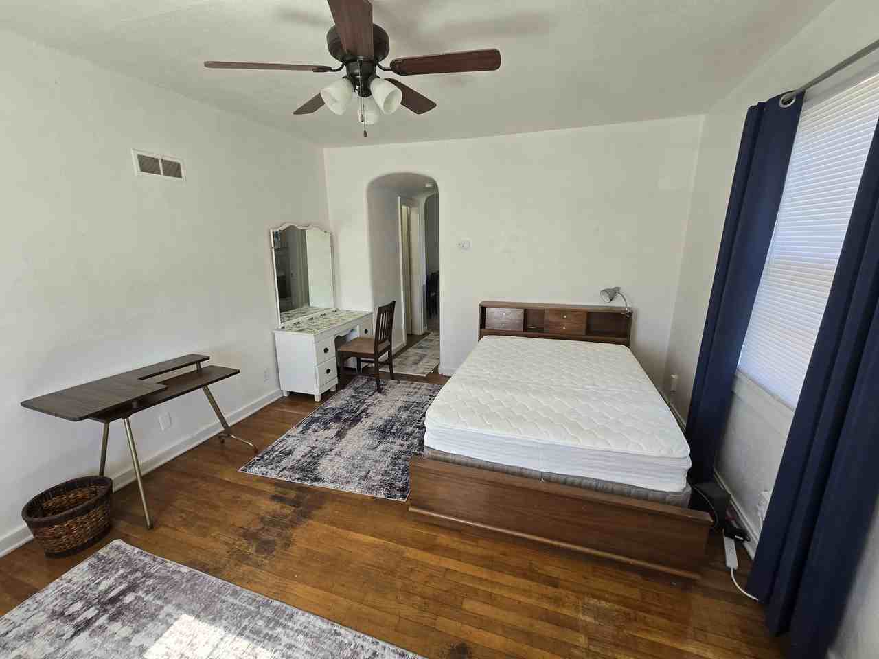 504 S 5th St #3 - Photo 2 of 12