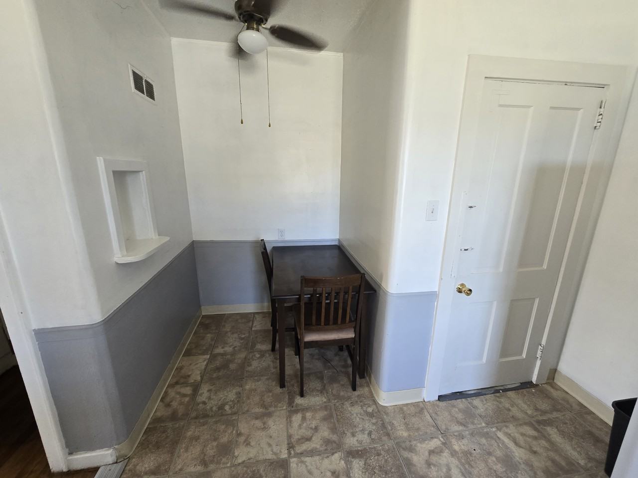 504 S 5th St #3 - Photo 7 of 12