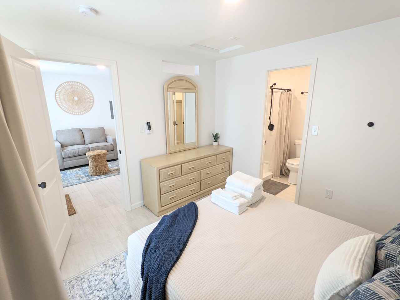 2153 Bougainvillea St #B - Photo 5 of 13
