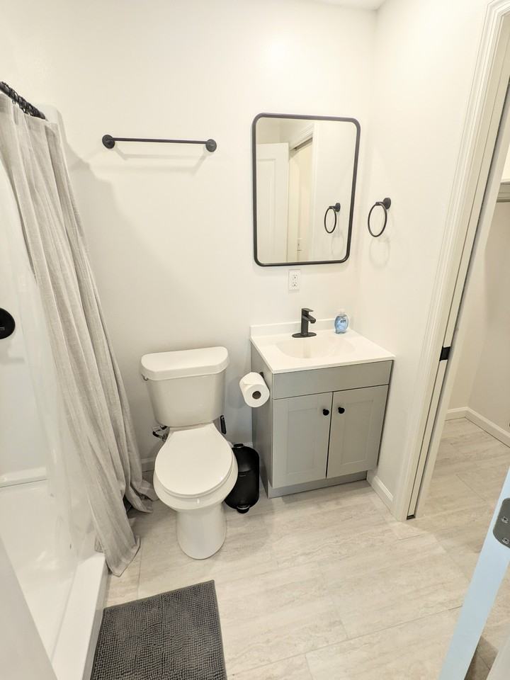 2153 Bougainvillea St #B - Photo 7 of 13
