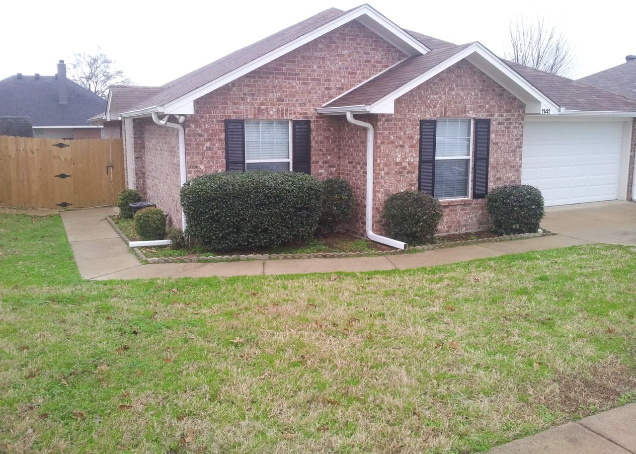 1141 Woodlands Park Drive #NA