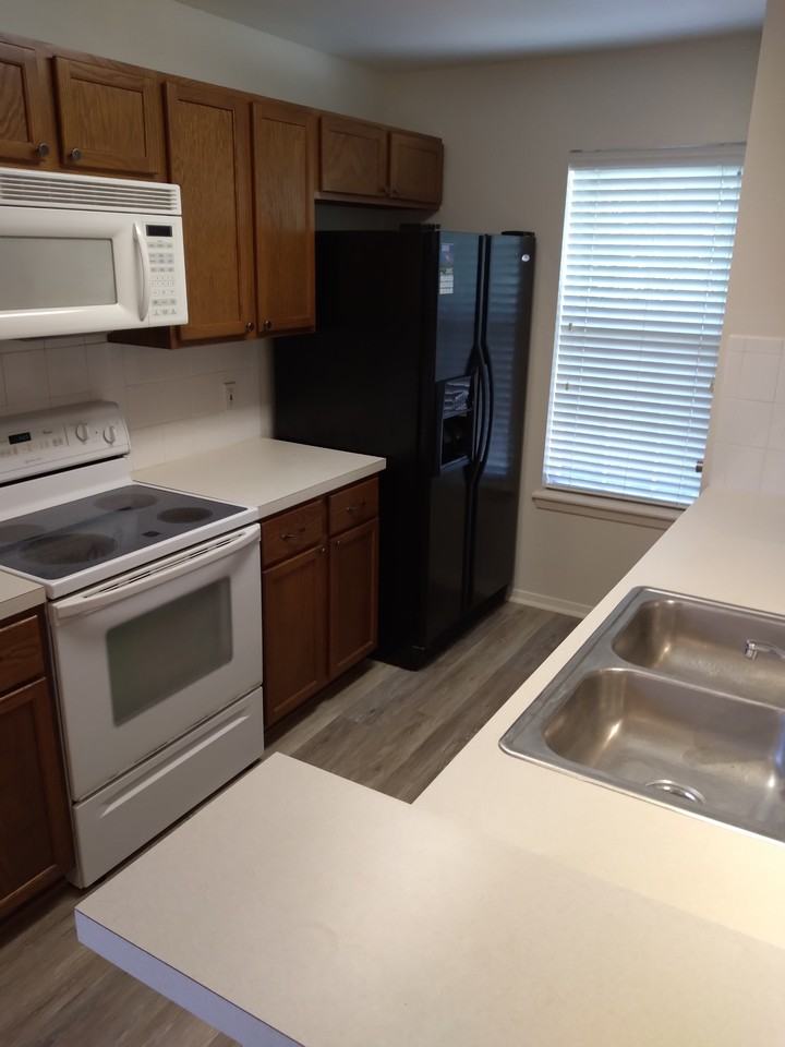 1141 Woodlands Park Drive #NA - Photo 7 of 10