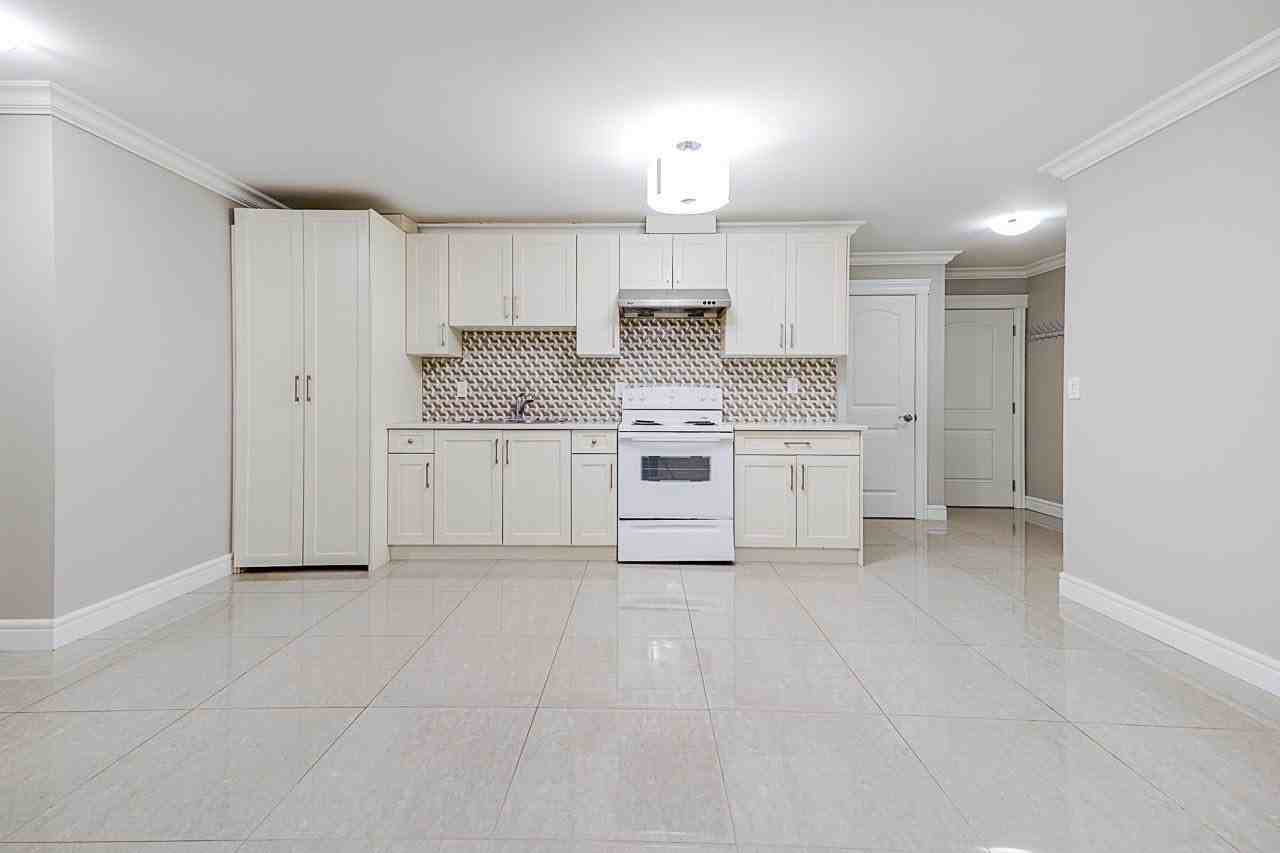 5961 Leibly Avenue #BSMT - Photo 3 of 7