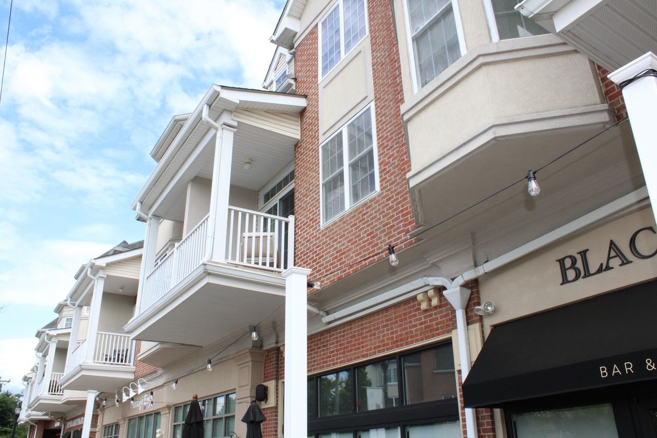 The Lofts at Garwood II - Photo 2 of 11