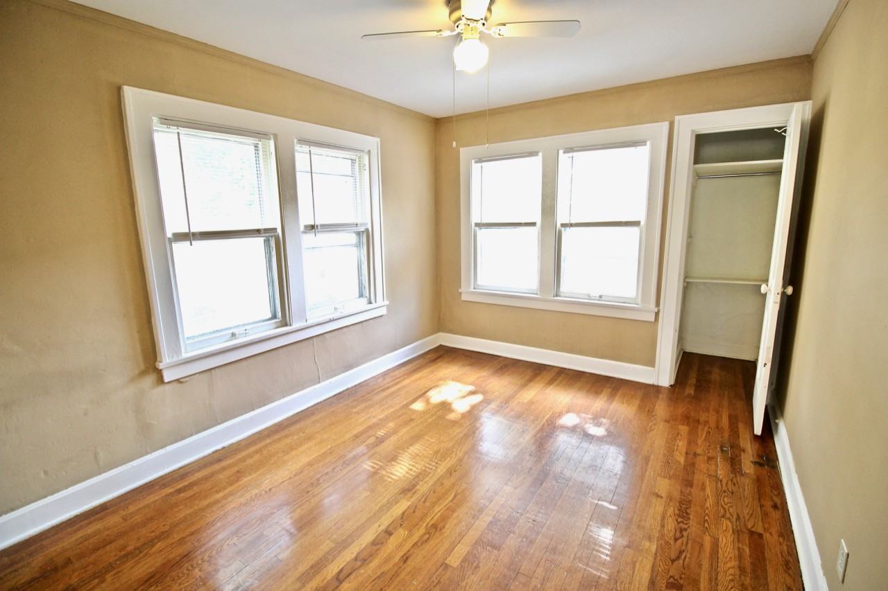 5125 Wyandotte St - Photo 7 of 36