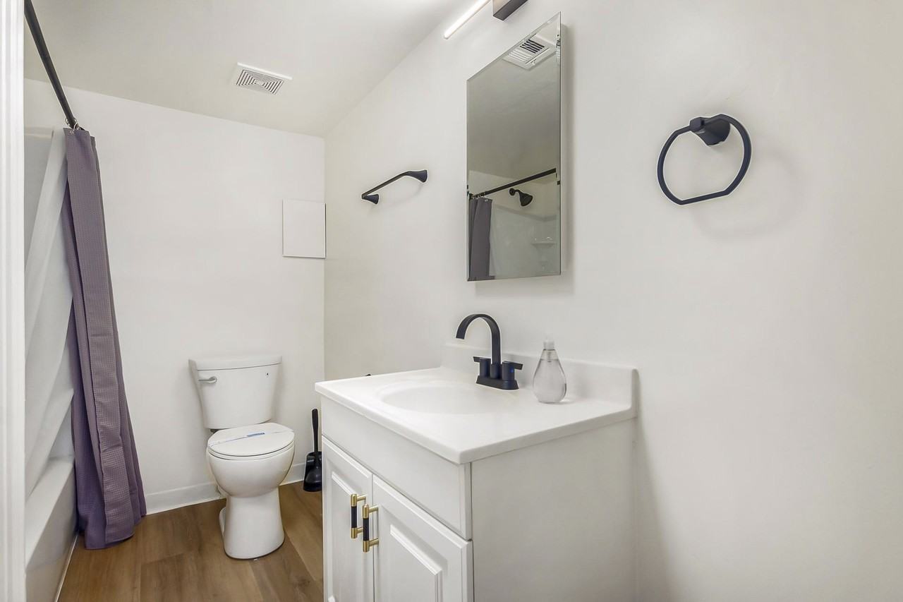 North 8th Avenue - Photo 2 of 10