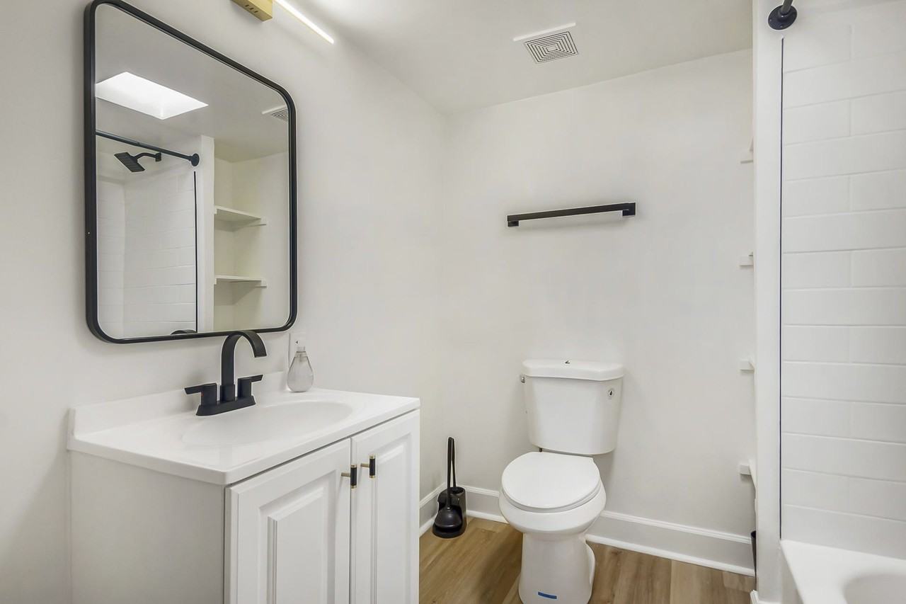 N 8th Ave - Photo 4 of 13