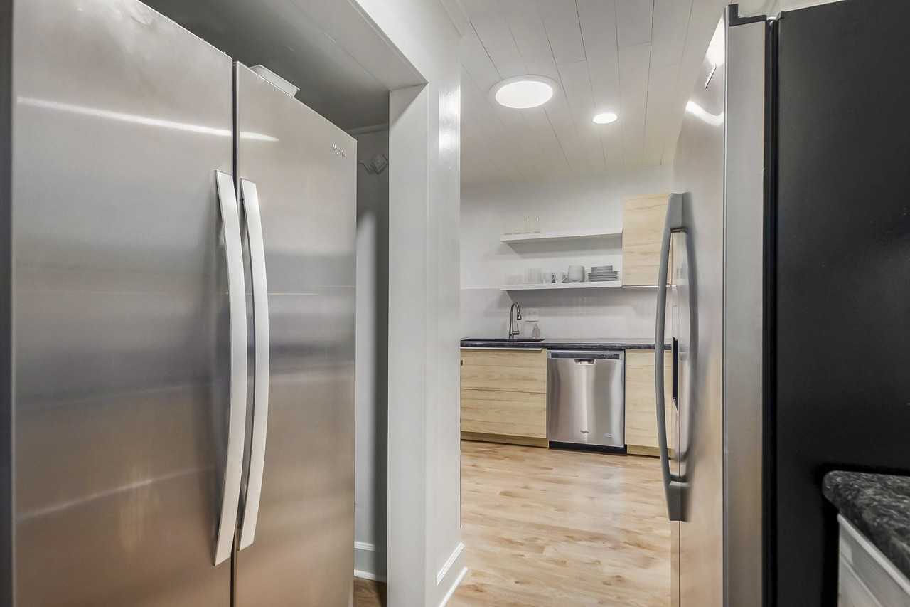 N 8th Ave - Photo 5 of 13