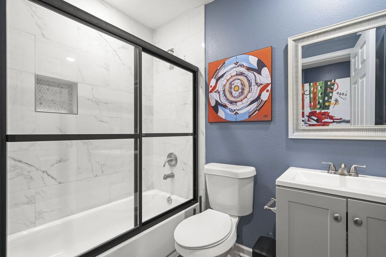 Melanie Street - Photo 2 of 21