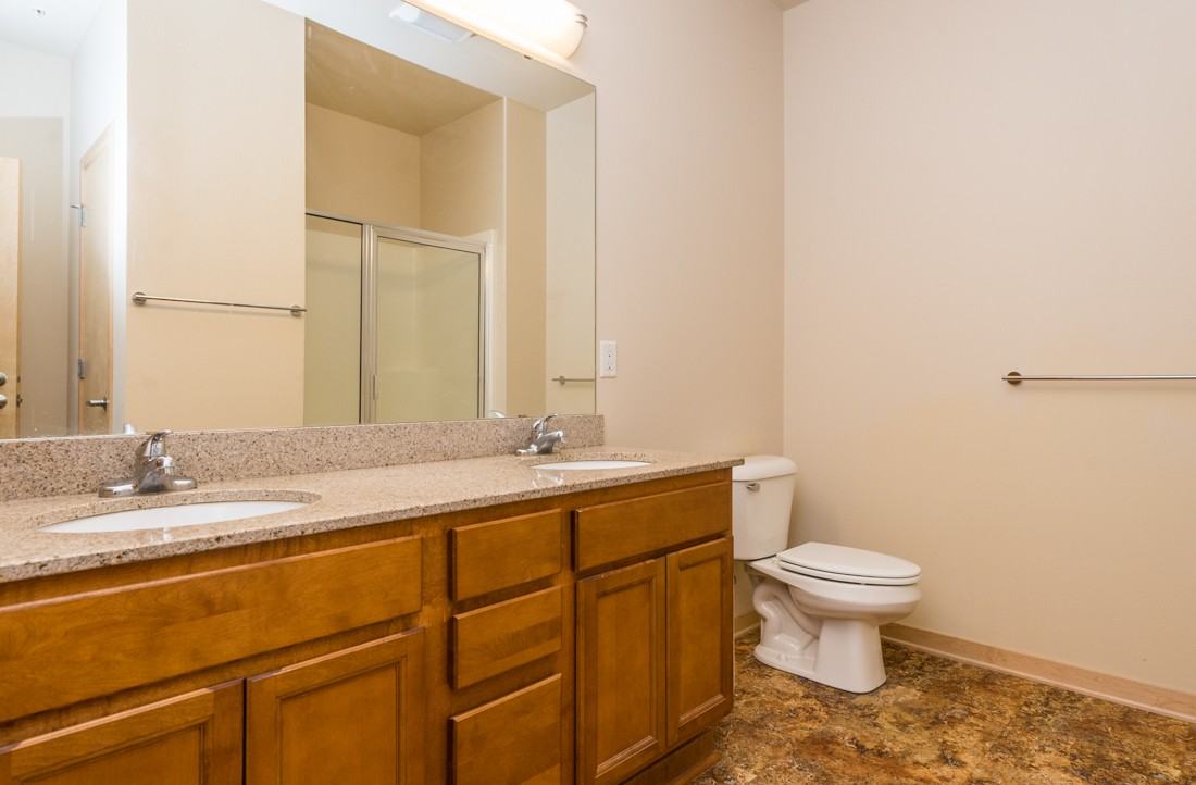 Lake Park - Photo 4 of 7