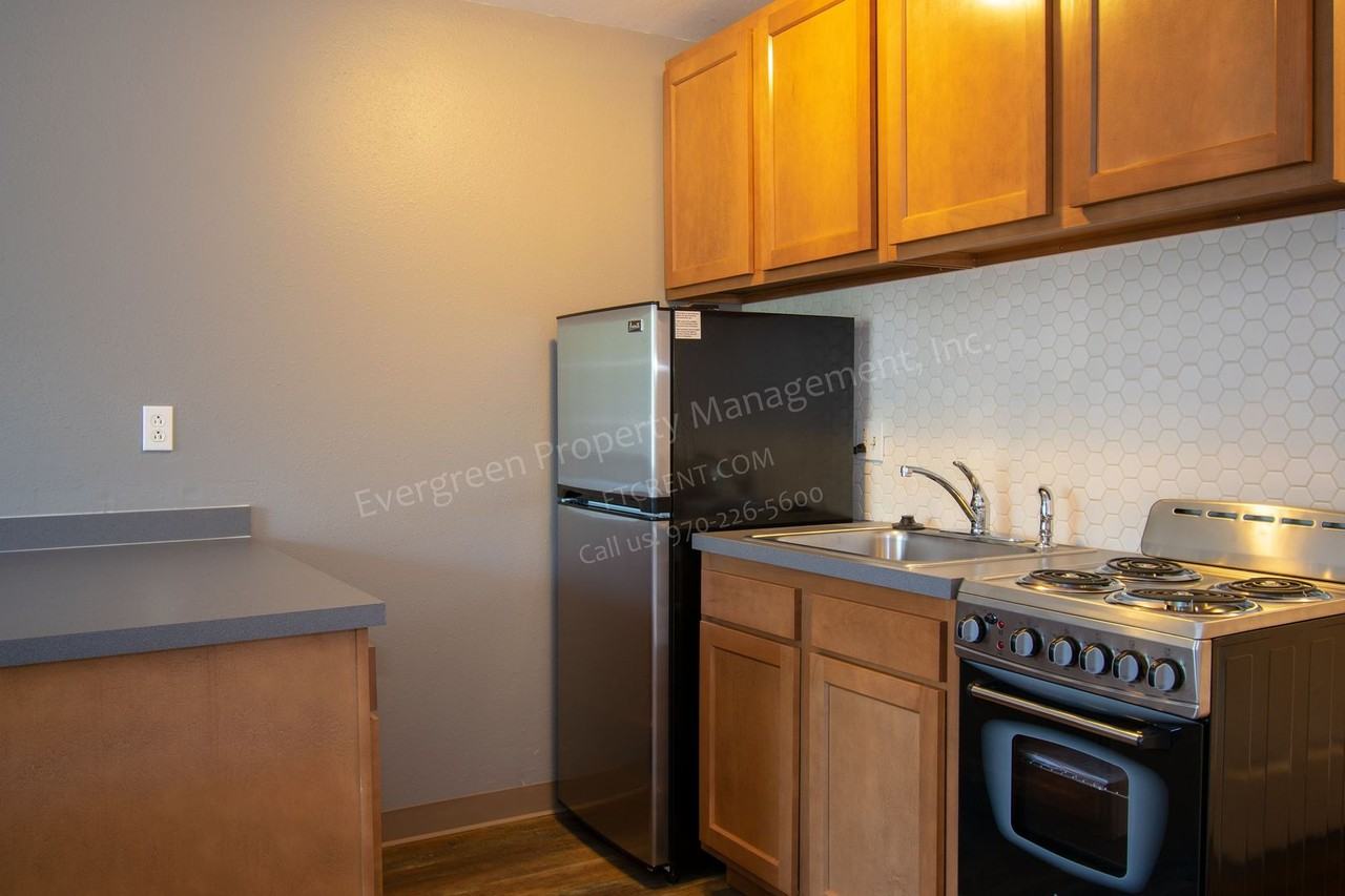 2008 W Plum St - Photo 6 of 17