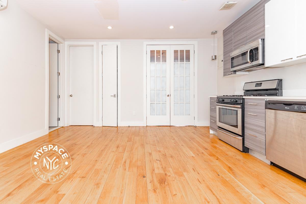 348 Saint Nicholas Ave #4F - Photo 4 of 10