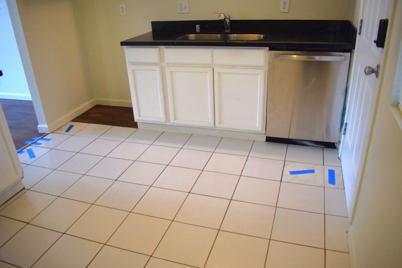6903 Fruitridge Rd - Photo 6 of 12