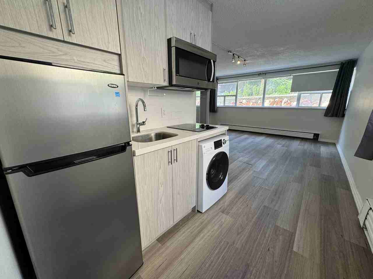 140 Springhurst Ave Ste 3 #Ste 3