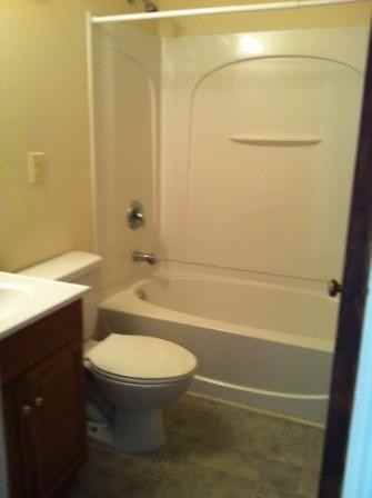 614 Hampshire Rd #4 - Photo 4 of 5