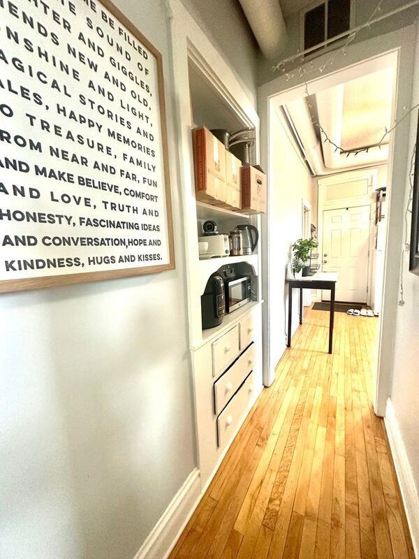 2303 S Oakley Ave #3R - Photo 7 of 17