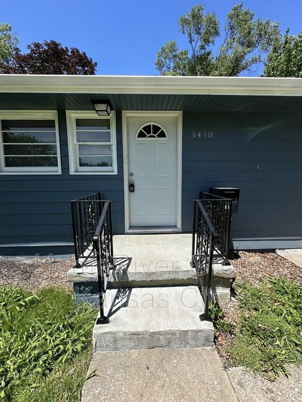 3410 S Overton Ter - Photo 2 of 31