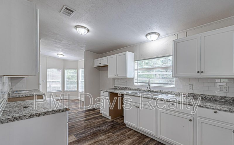 5497 Coronado St - Photo 5 of 22