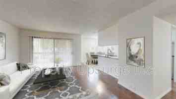 featured image of 905 Lakeside Dr #1