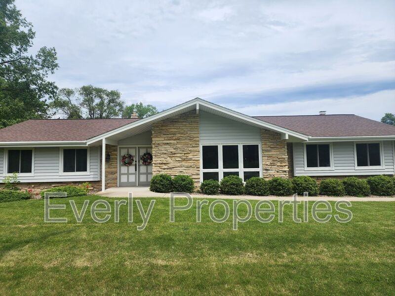 10042 N Brookdale Dr - Photo 3 of 30