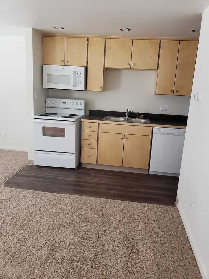 Cavalier Apartments - Photo 5 of 14