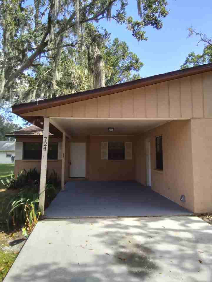 724 W Alamo Dr - Photo 3 of 21