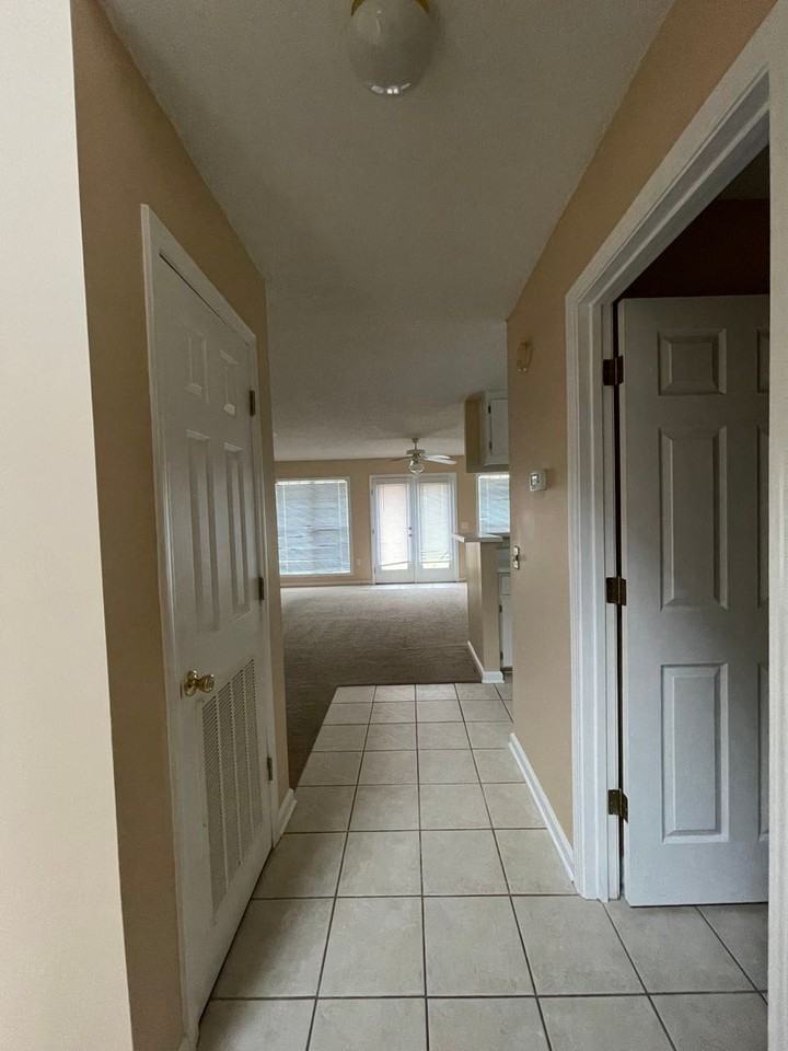 135 S Springview Dr - Photo 4 of 21