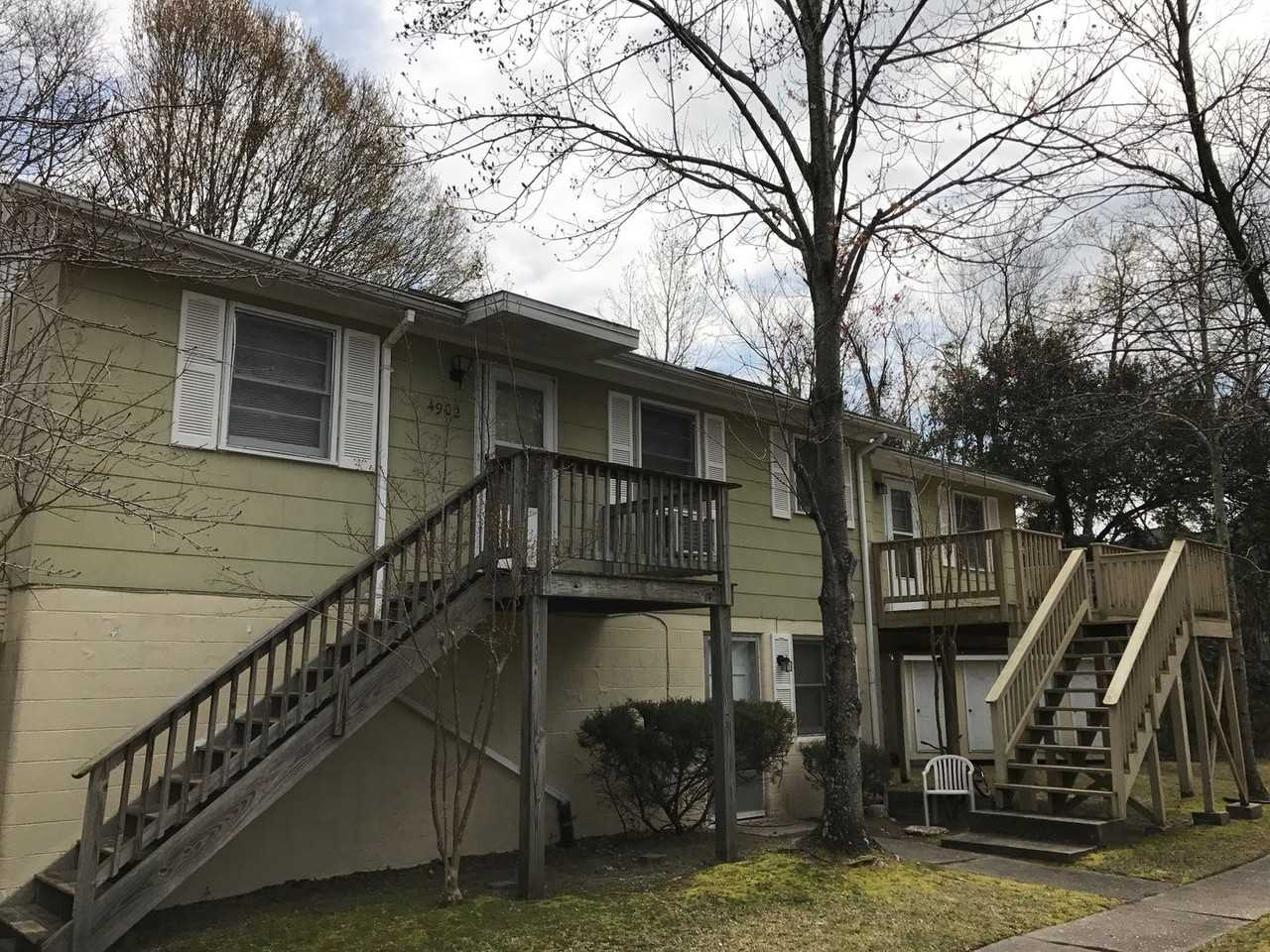 4902 Franklin Ave - Photo 2 of 11