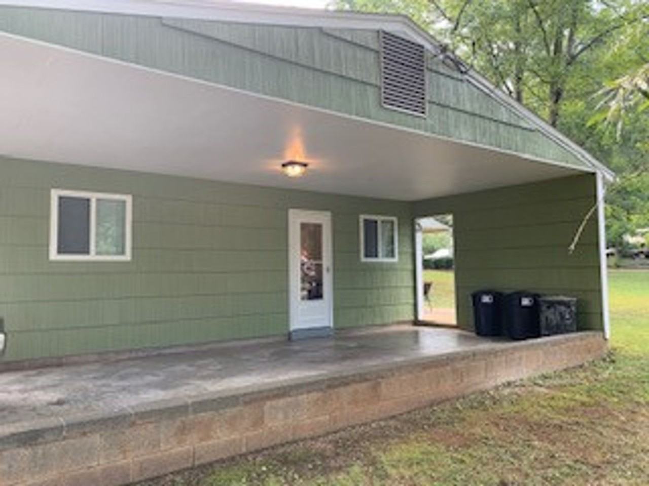 3876 Peaks Rd - Photo 2 of 16