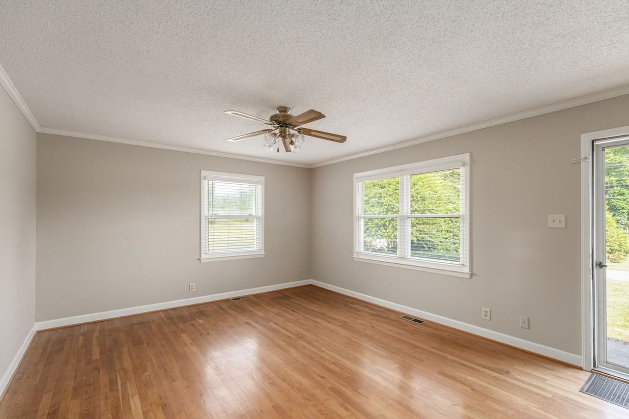 2111 Scalesville Rd - Photo 2 of 49