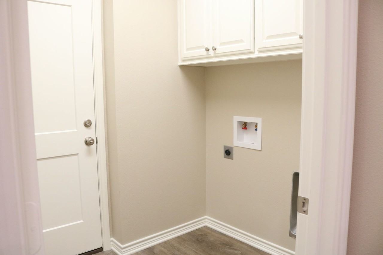 3915 Old Omen Rd - Photo 5 of 20