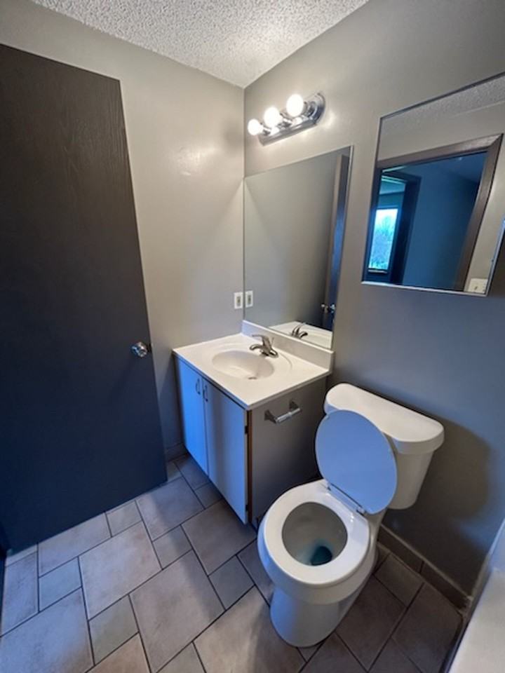 Ashwood Crossing - Photo 4 of 16