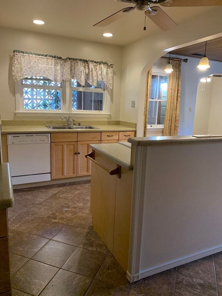 196 Orrin Dr - Photo 4 of 14