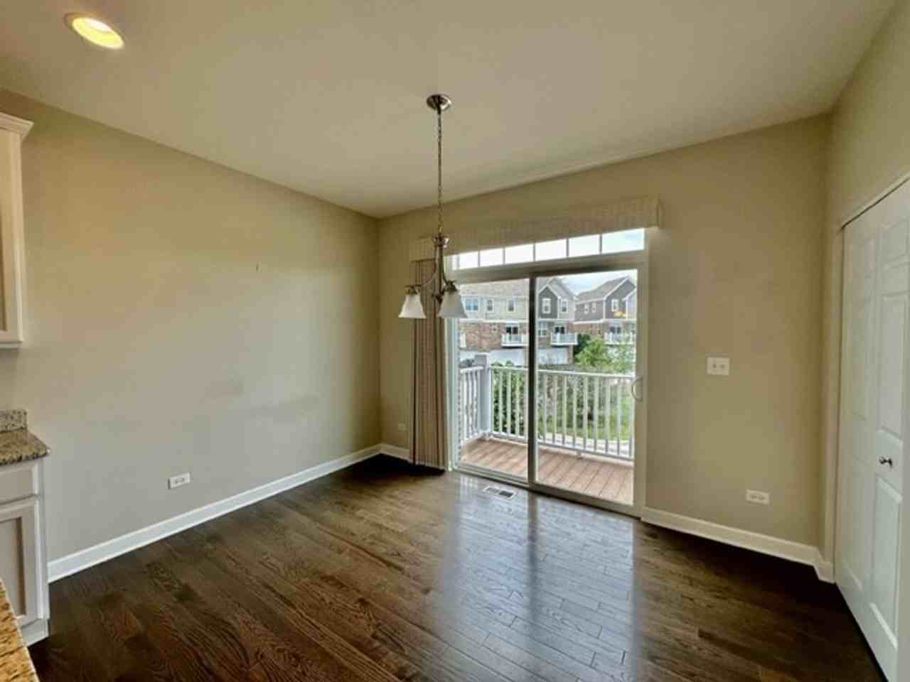 4334 Monroe Ave - Photo 3 of 28