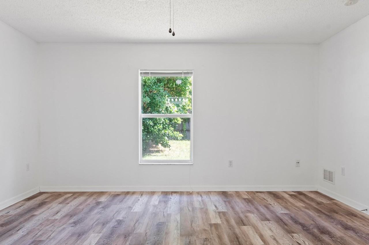 42 Smith Trl - Photo 3 of 44